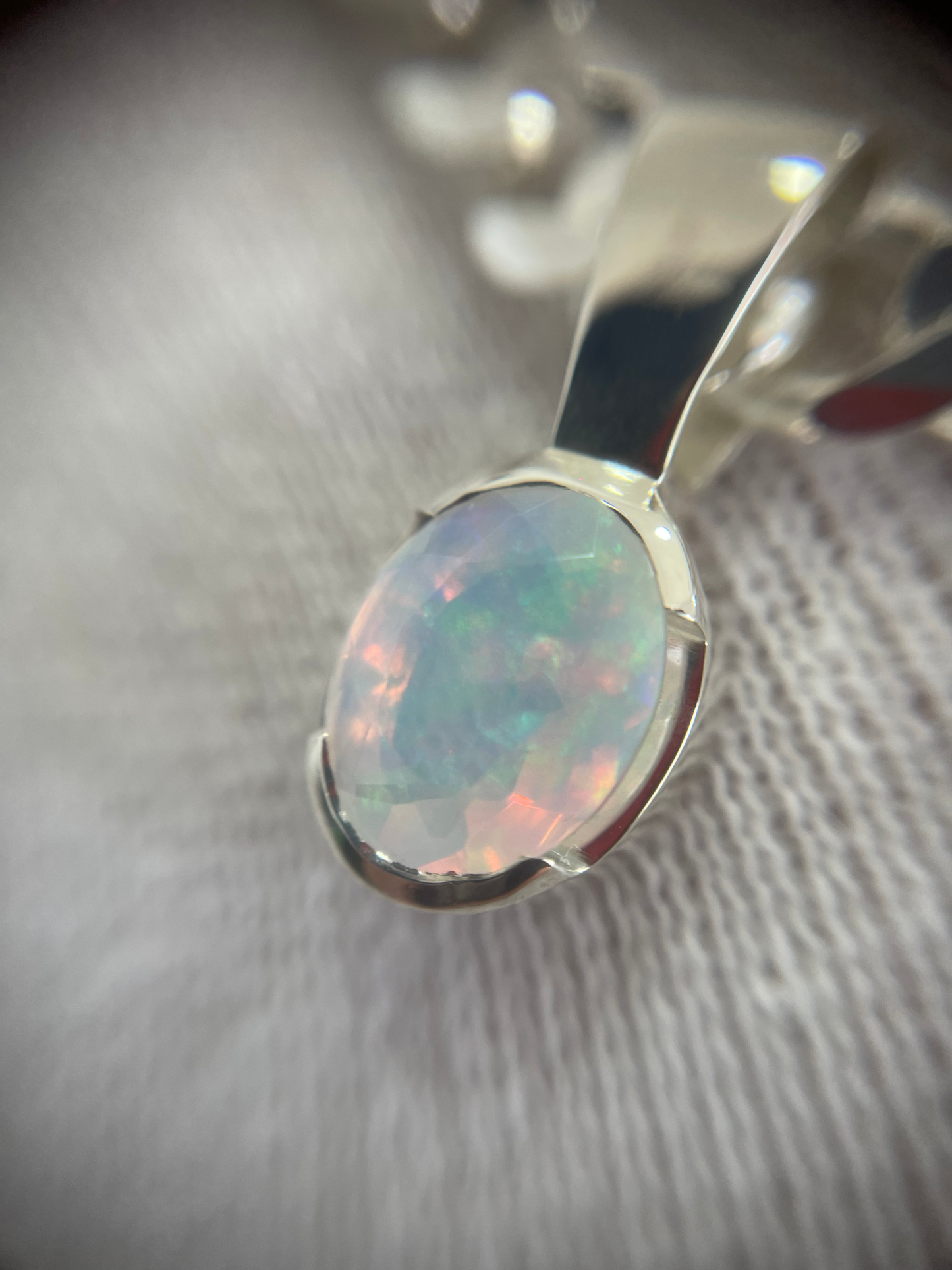 Pendentif Pierres précieuses