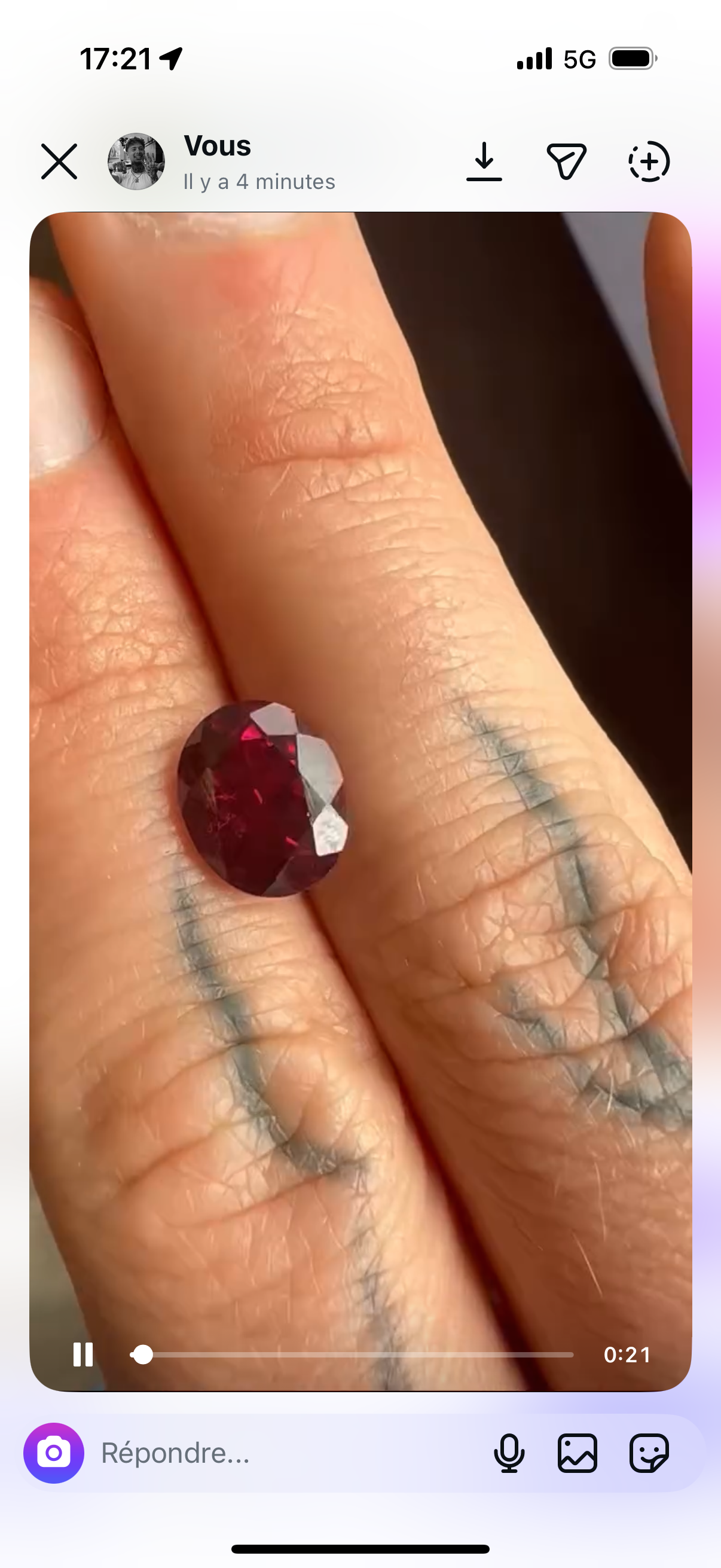 Remplacement pierre avec grenat rhodolite.