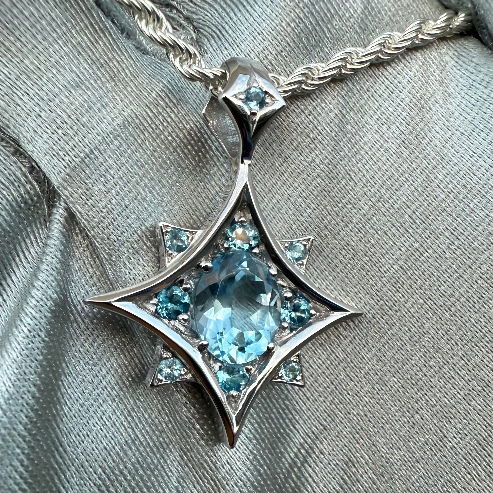 Pendentif Radiance